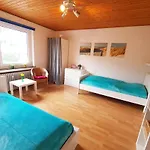 Apartment Komplett Ausgestattete In