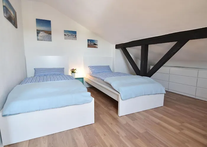 아파트 Komplett Ausgestattete In 베르멜스키르헨