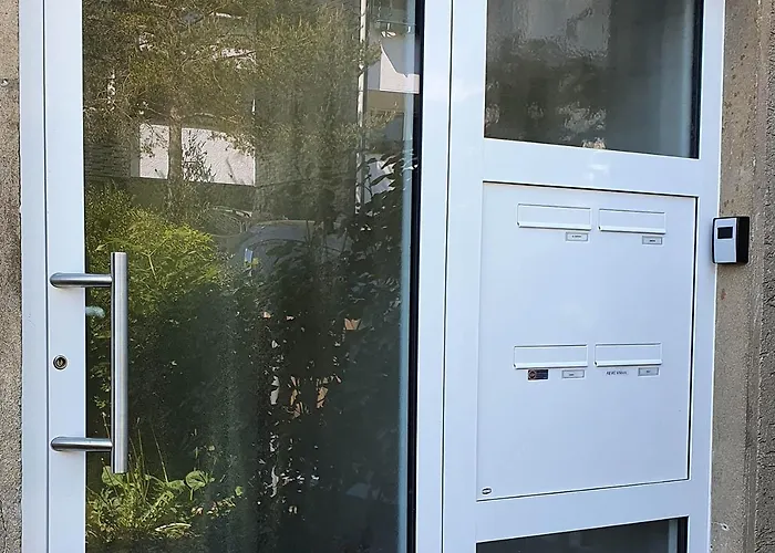 Komplett Ausgestattete In Lejlighed Wermelskirchen